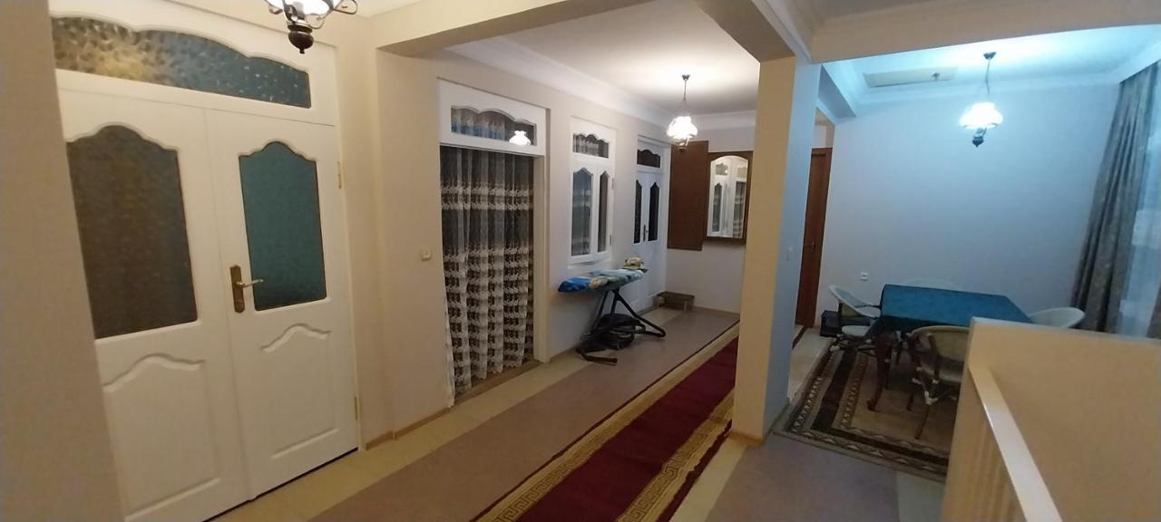 Hostel Gomani บาทูมิ ภายนอก รูปภาพ